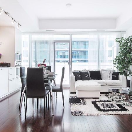 Royal Stays Condominiums - Upscale Downtown Suites Toronto Kültér fotó