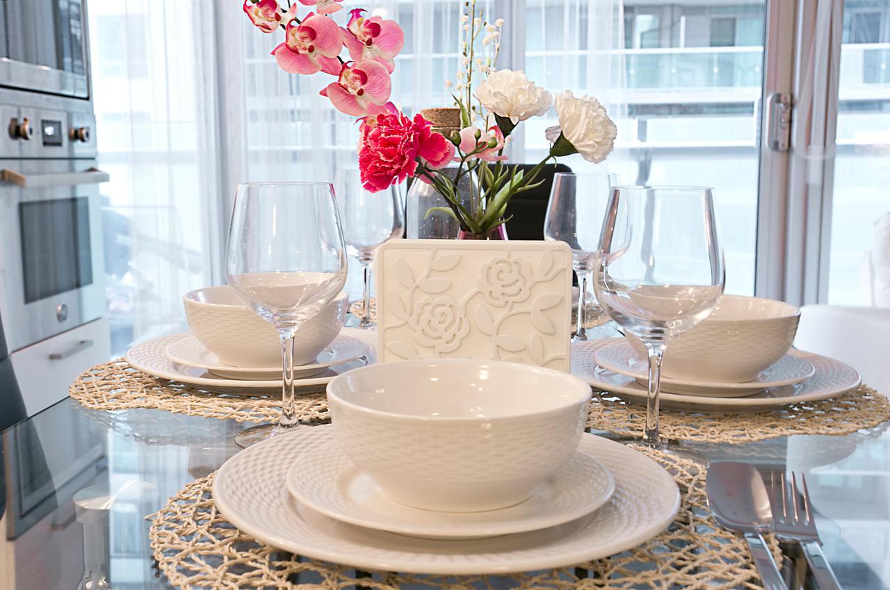 Royal Stays Condominiums - Upscale Downtown Suites Toronto Kültér fotó