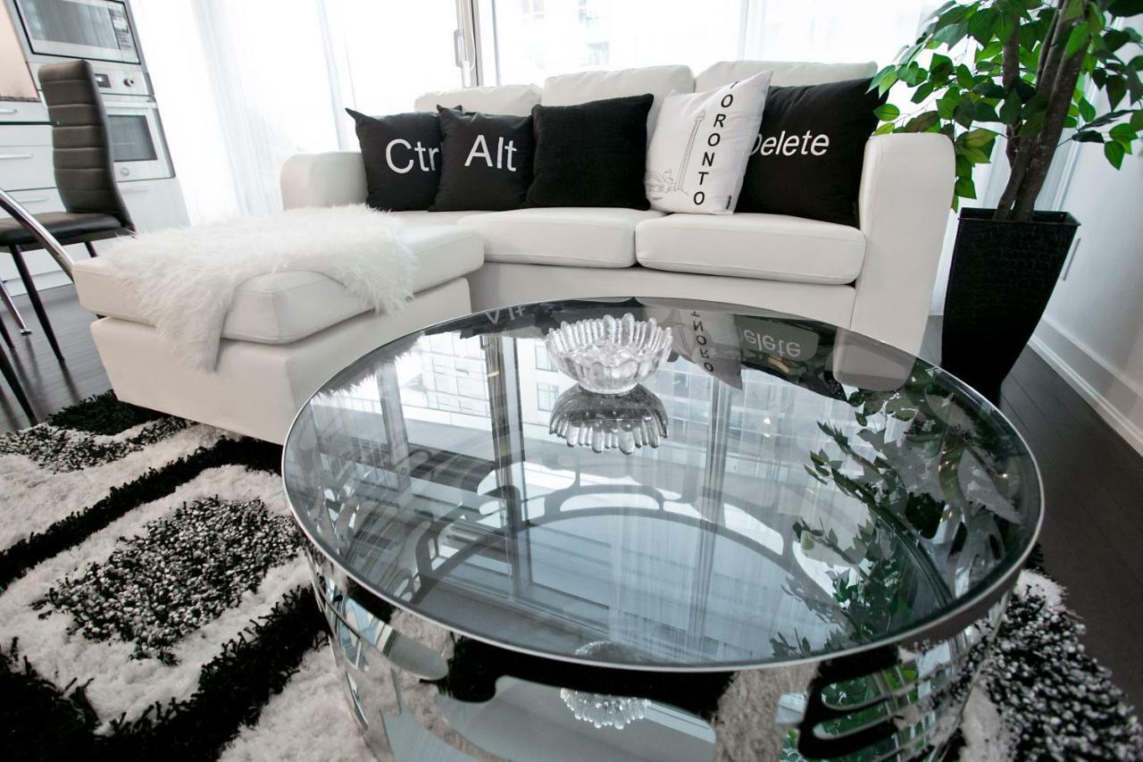 Royal Stays Condominiums - Upscale Downtown Suites Toronto Kültér fotó